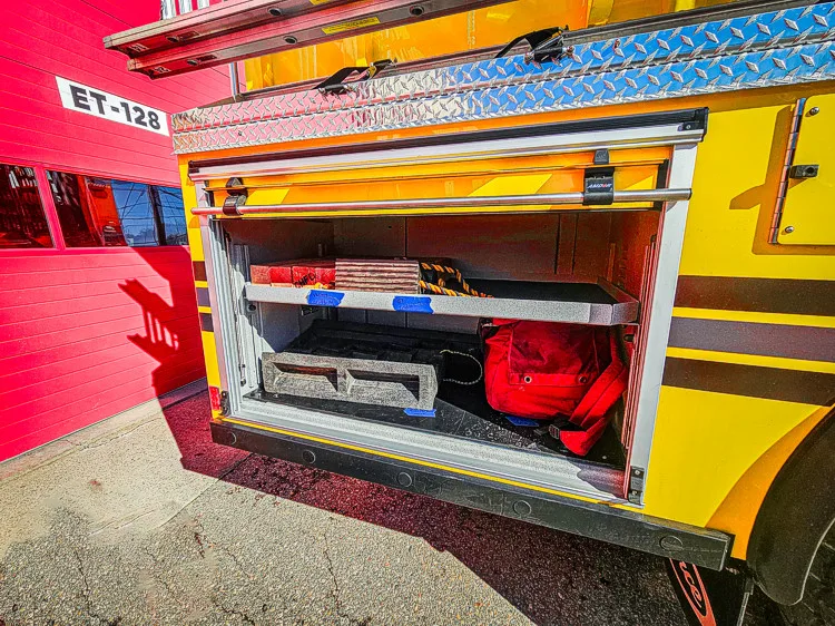 Pierce Enforcer Pumper exterior view, photo 26 of 65