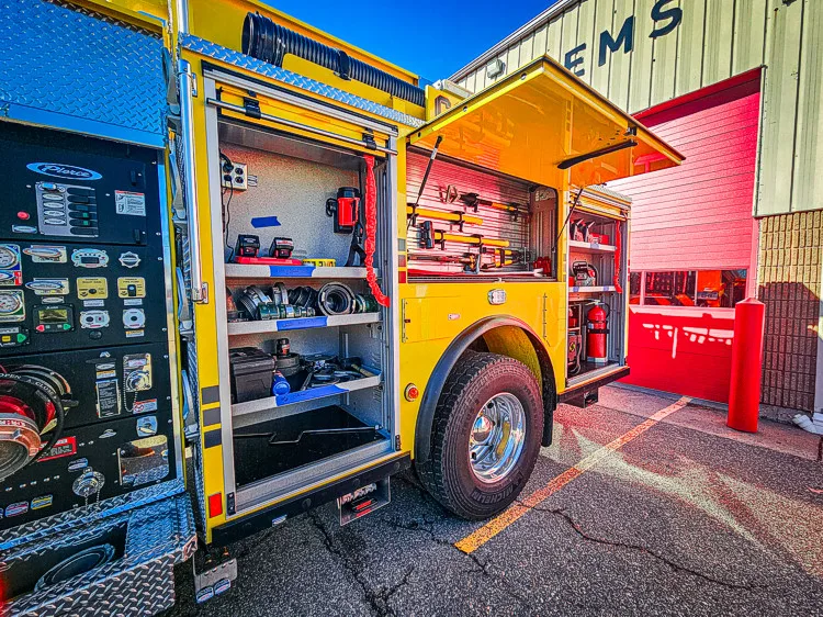 Pierce Enforcer Pumper exterior view, photo 45 of 65