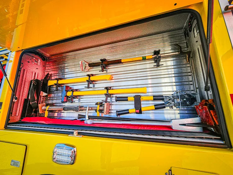 Pierce Enforcer Pumper exterior view, photo 46 of 65