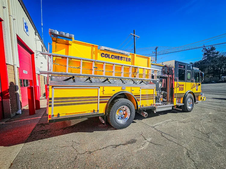 Pierce Enforcer Pumper exterior view, photo 48 of 65