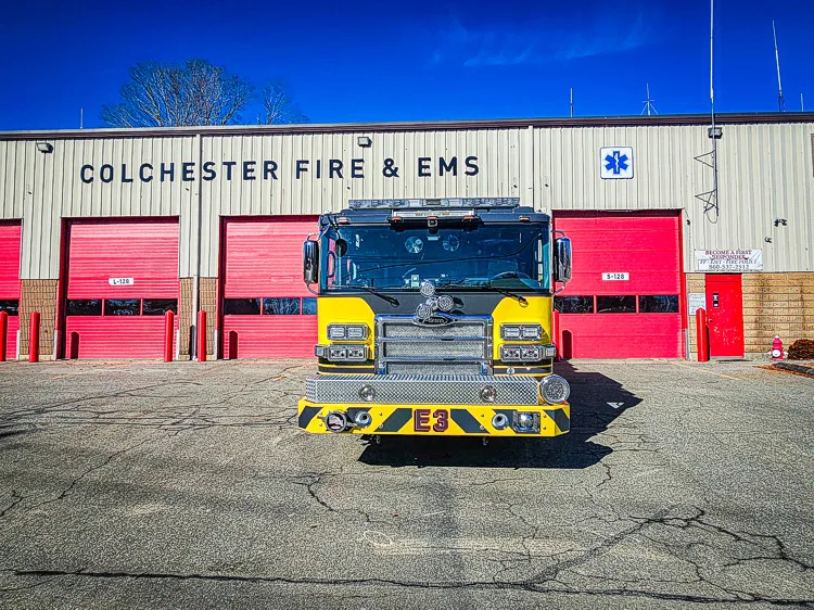 Pierce Enforcer Pumper exterior view, photo 50 of 65