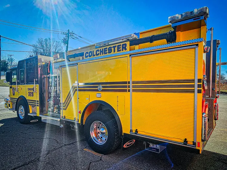 Pierce Enforcer Pumper exterior view, photo 57 of 65