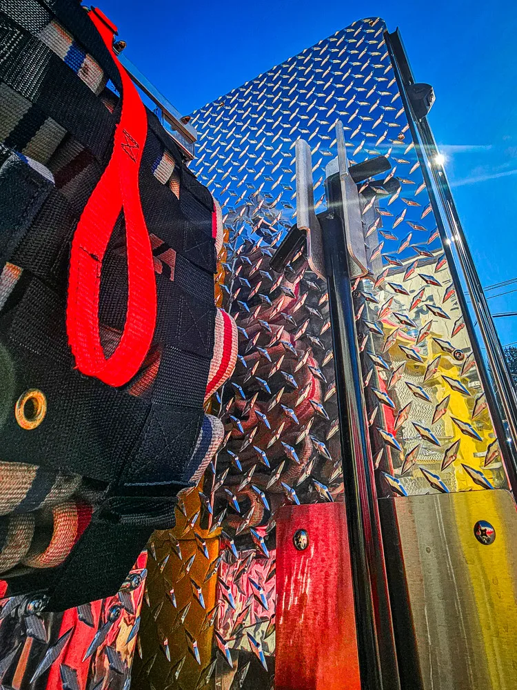 Pierce Enforcer Pumper exterior view, photo 62 of 65