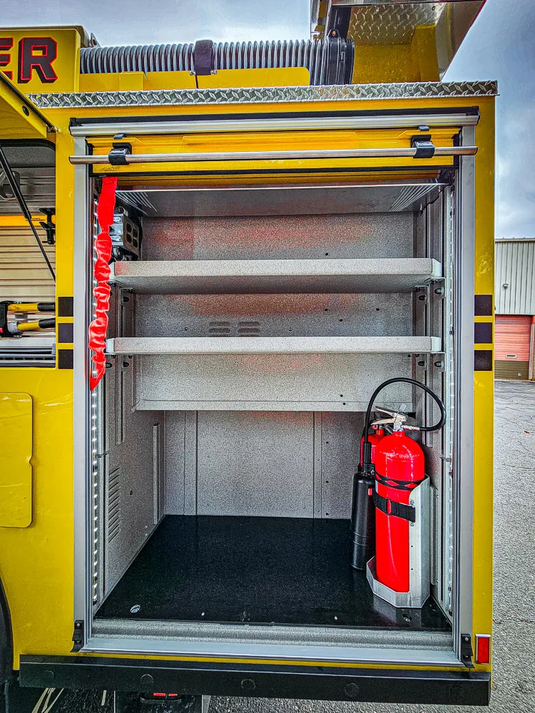 Pierce Enforcer Pumper exterior view, photo 21 of 46