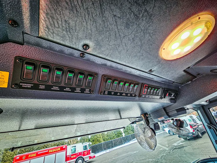 Pierce Enforcer Pumper exterior view, photo 34 of 46