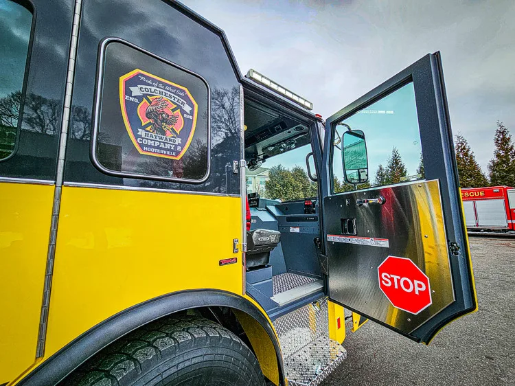 Pierce Enforcer Pumper exterior view, photo 40 of 46