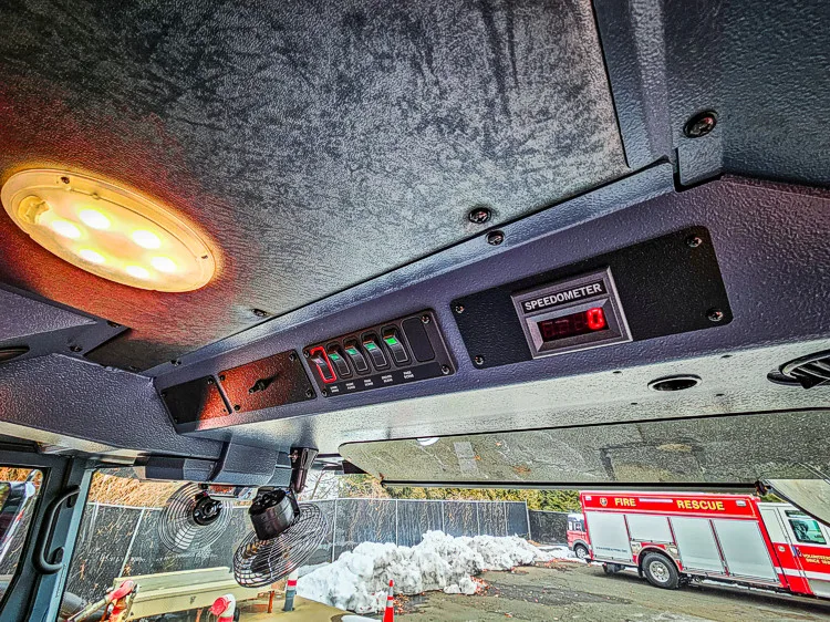 Pierce Enforcer Pumper exterior view, photo 42 of 46