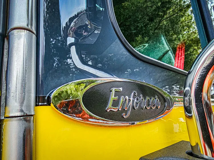 Pierce Enforcer Pumper exterior view, photo 45 of 46