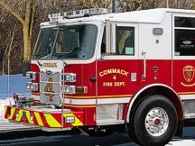 Pierce Arrow Pumper exterior view, photo 3 of 3