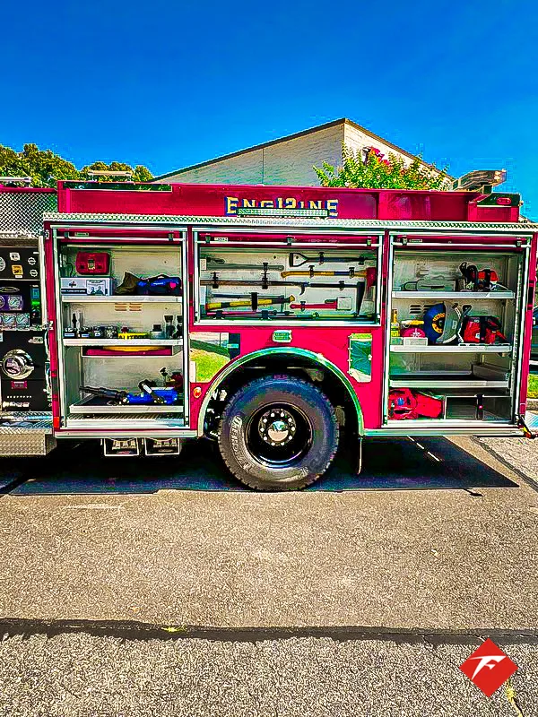 Pierce Enforcer Pumper exterior view, photo 24 of 46