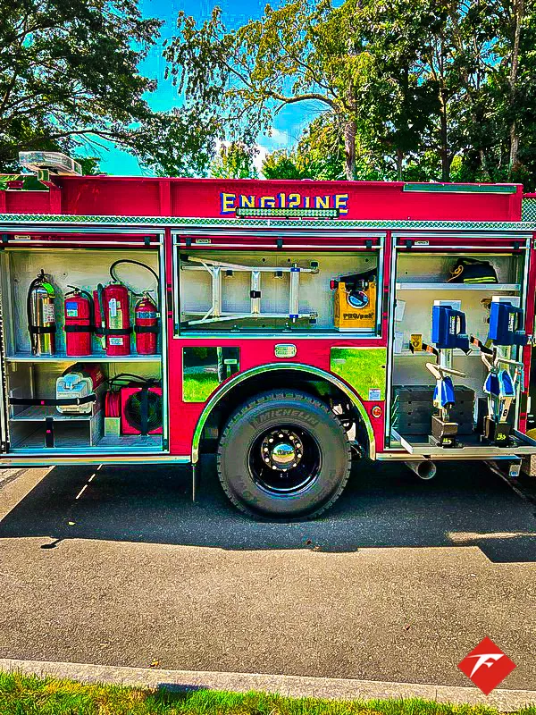 Pierce Enforcer Pumper exterior view, photo 34 of 46