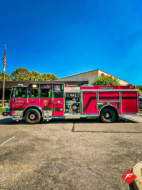 Pierce Enforcer Pumper exterior view, photo 4 of 46