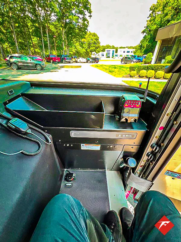 Pierce Enforcer Pumper exterior view, photo 44 of 46