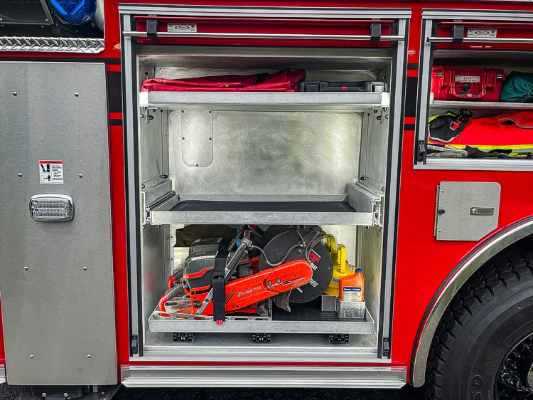 Pierce Enforcer Pumper exterior view, photo 30 of 49