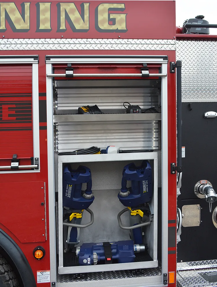 Pierce Enforcer Pumper exterior view, photo 26 of 30