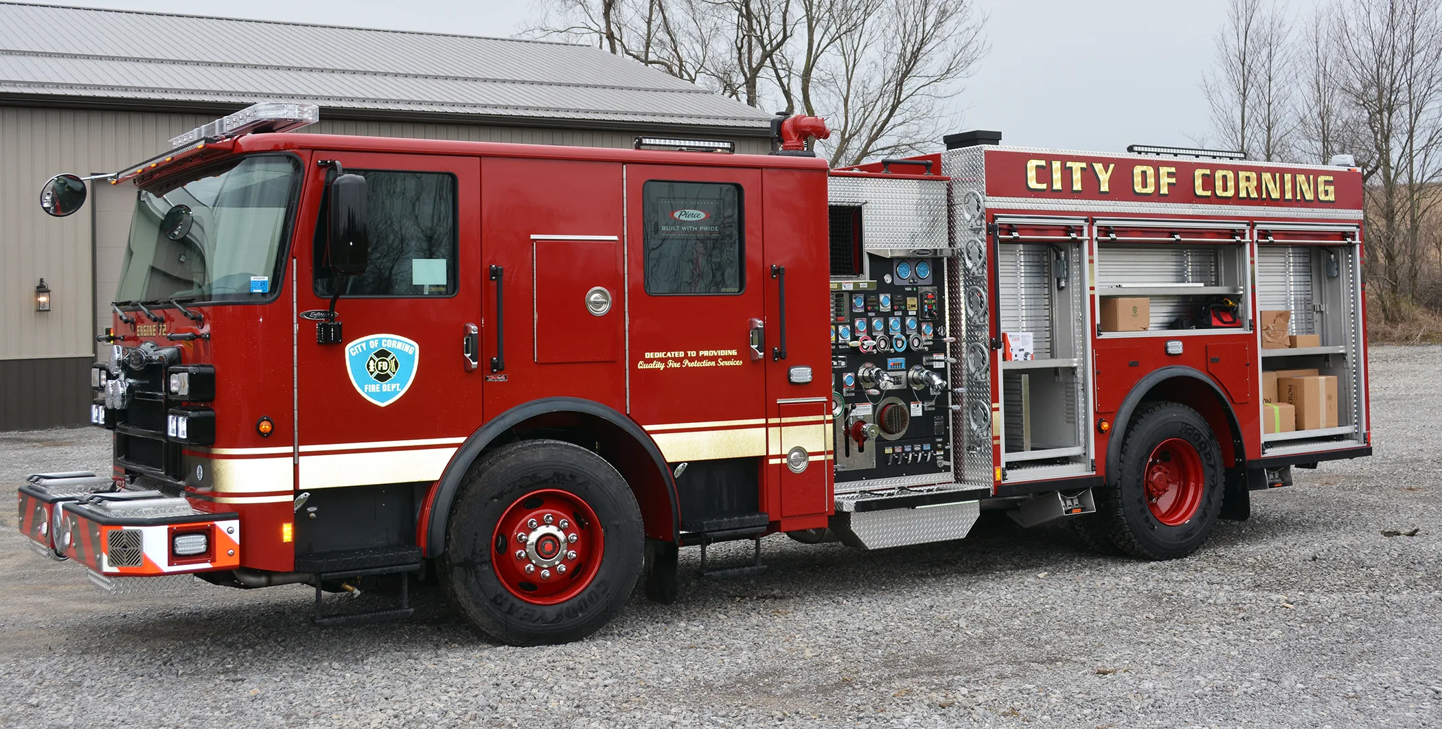Pierce Enforcer Pumper exterior view, photo 5 of 30