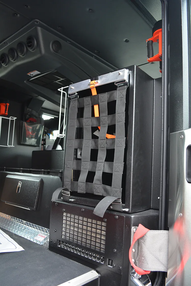 Pierce Enforcer Pumper exterior view, photo 9 of 30