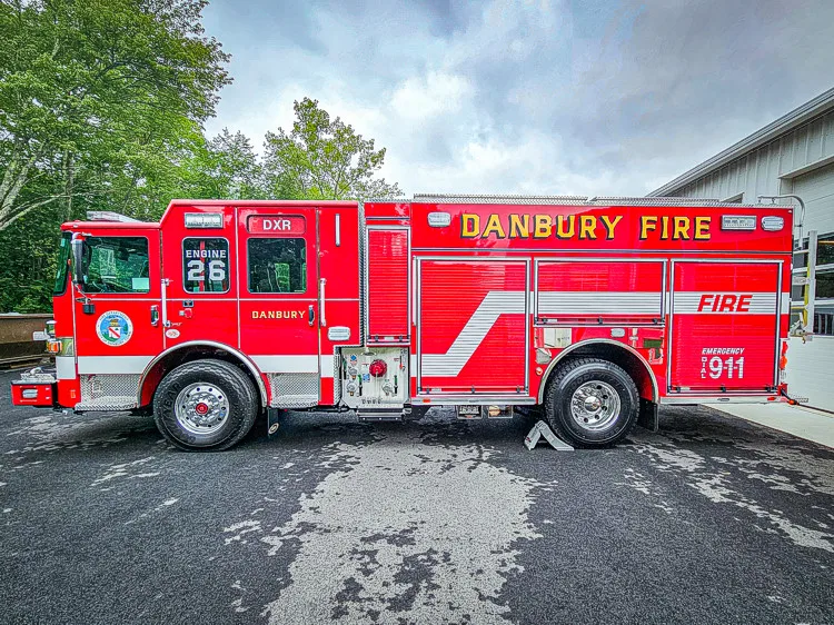 Pierce Enforcer Pumper exterior view, photo 2 of 62