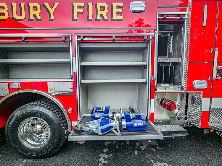 Pierce Enforcer Pumper exterior view, photo 23 of 62