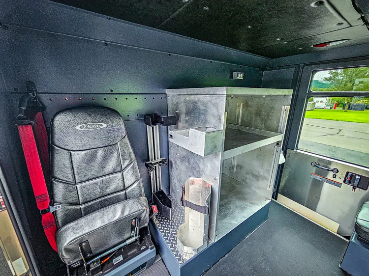 Pierce Enforcer Pumper exterior view, photo 26 of 62