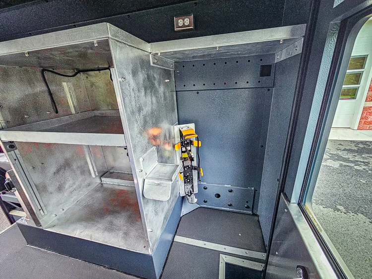 Pierce Enforcer Pumper exterior view, photo 32 of 62