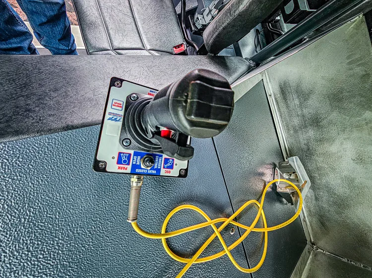 Pierce Enforcer Pumper exterior view, photo 41 of 62