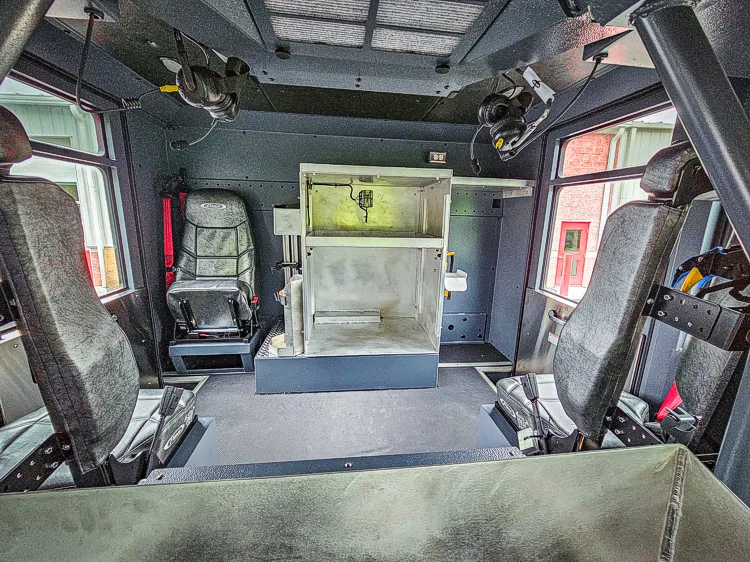 Pierce Enforcer Pumper exterior view, photo 42 of 62