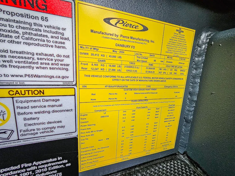 Pierce Enforcer Pumper exterior view, photo 44 of 62