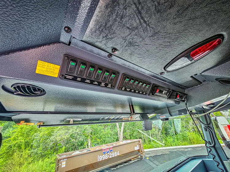 Pierce Enforcer Pumper exterior view, photo 48 of 62