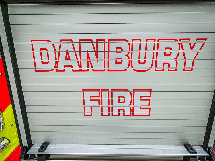 Pierce Enforcer Pumper exterior view, photo 59 of 62