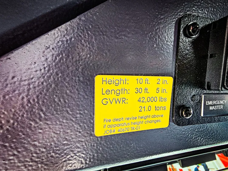 Pierce Saber Pumper exterior view, photo 39 of 55