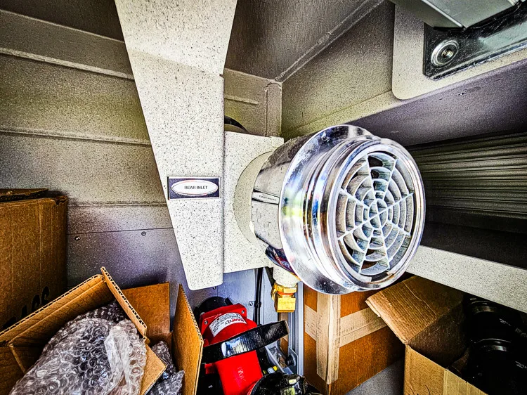 Pierce Saber Pumper exterior view, photo 9 of 55