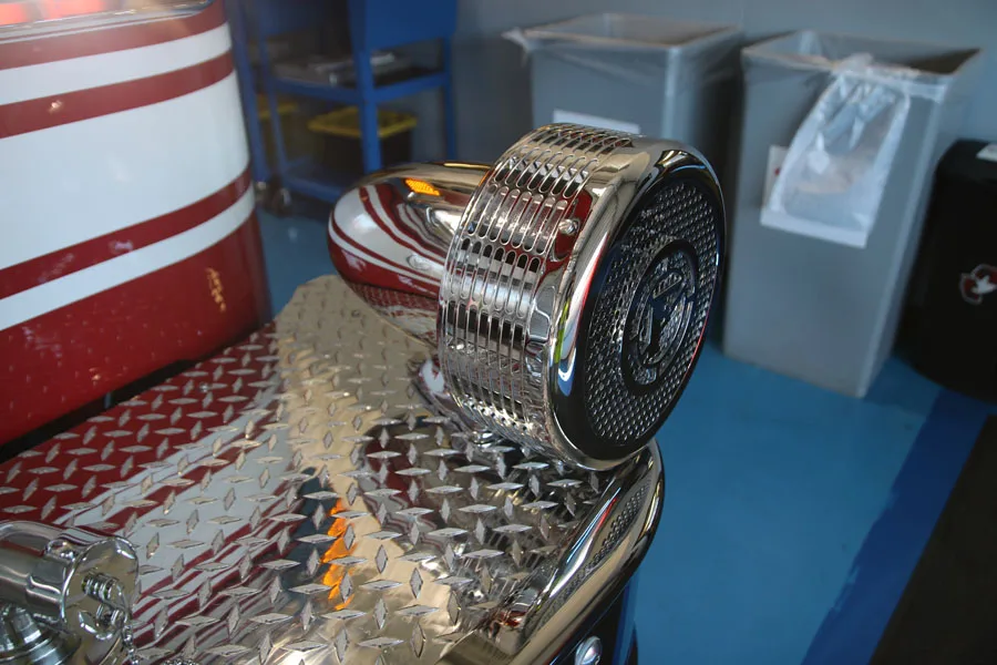 Pierce Arrow Pumper exterior view, photo 13 of 67