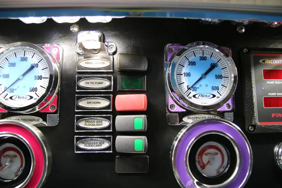 Pierce Arrow Pumper exterior view, photo 18 of 67