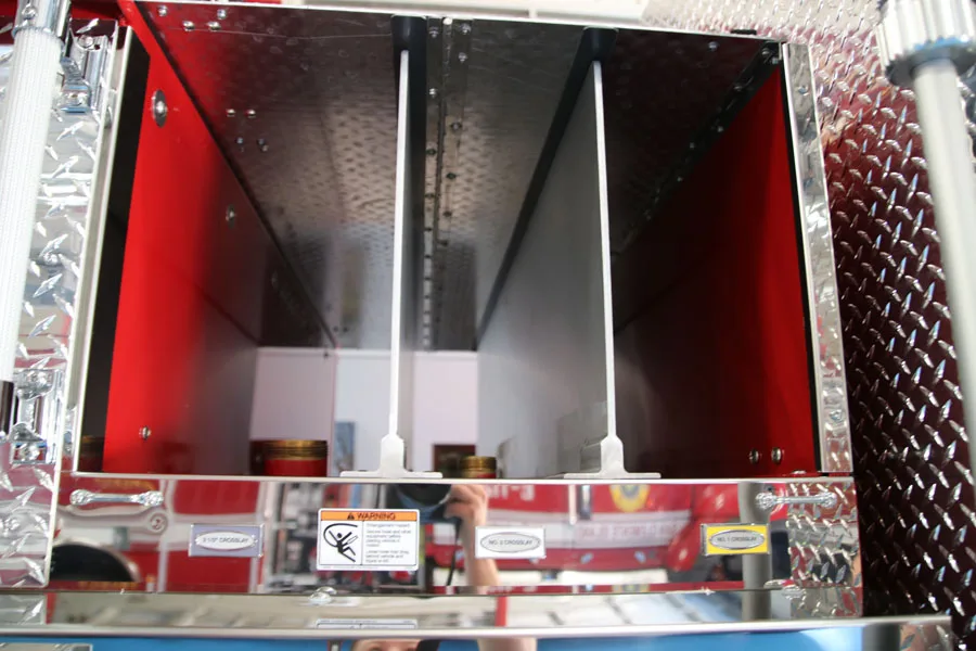 Pierce Arrow Pumper exterior view, photo 37 of 67