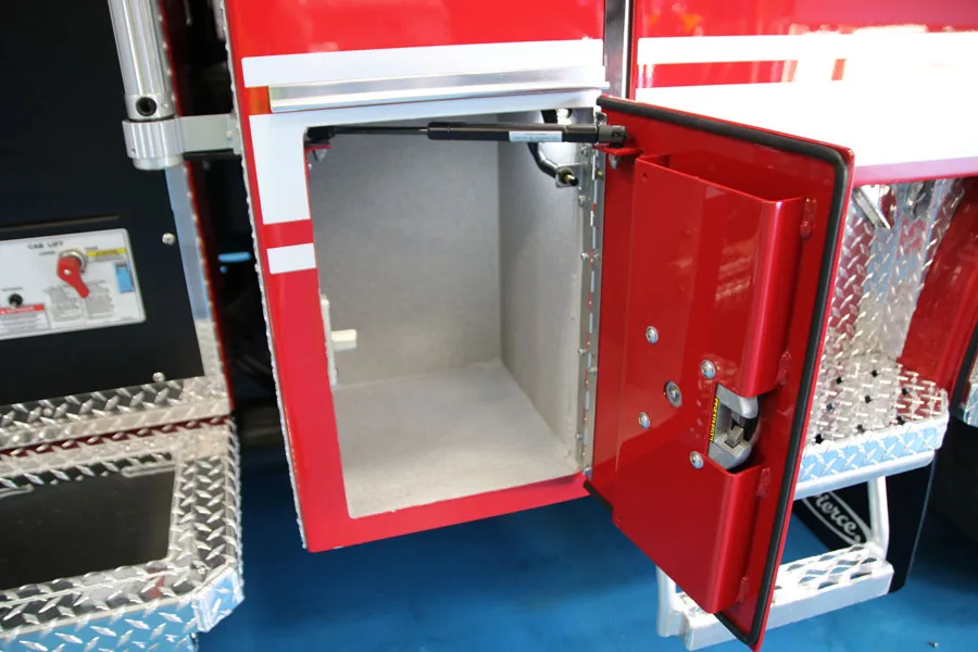 Pierce Arrow Pumper exterior view, photo 42 of 67