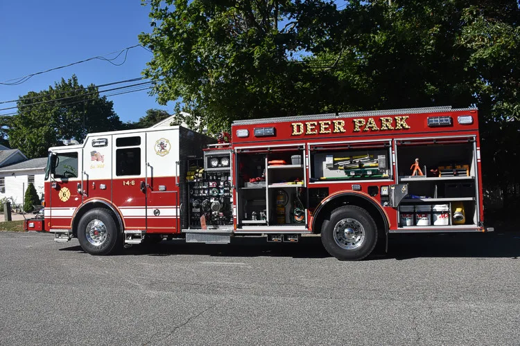 Pierce Enforcer exterior view, photo 10 of 34