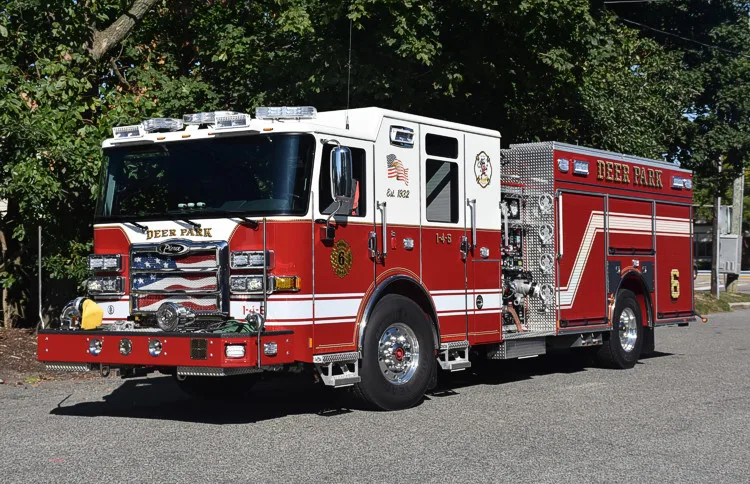 Pierce Enforcer exterior view, photo 2 of 34