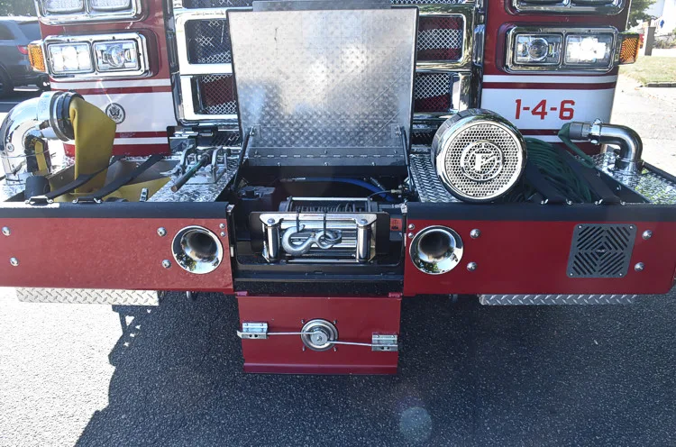 Pierce Enforcer exterior view, photo 6 of 34