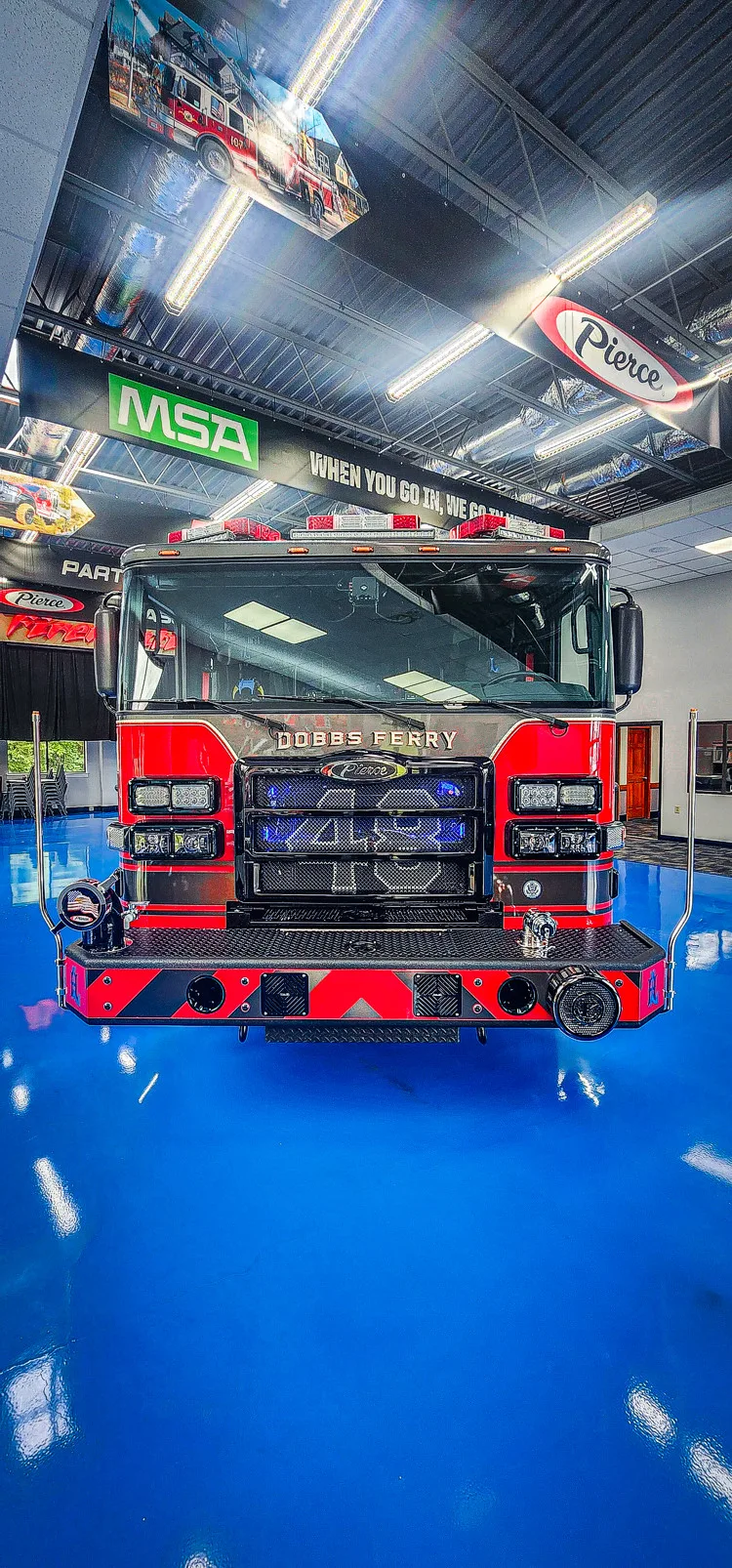 Pierce Enforcer Pumper exterior view, photo 12 of 45