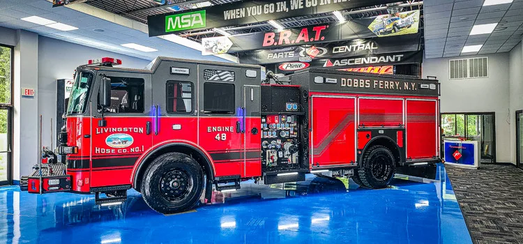 Pierce Enforcer Pumper exterior view, photo 16 of 45