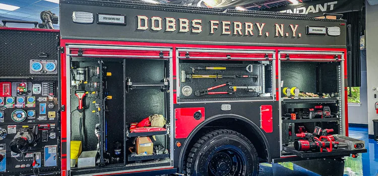 Pierce Enforcer Pumper exterior view, photo 19 of 45