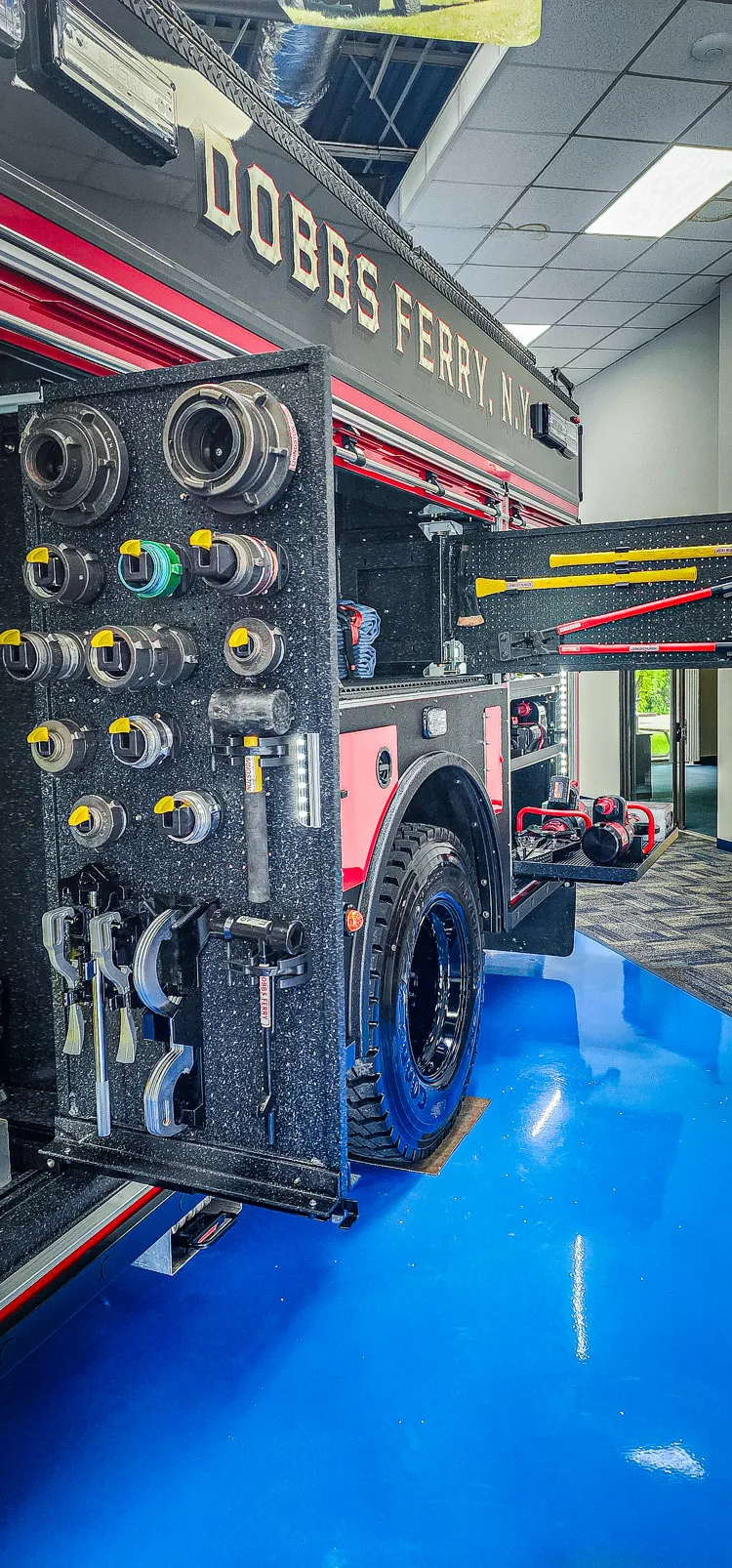 Pierce Enforcer Pumper exterior view, photo 20 of 45