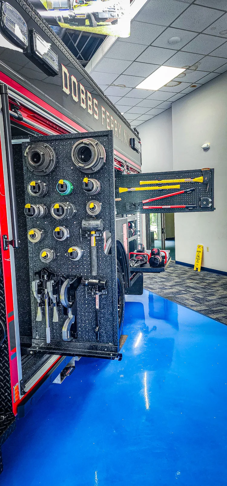 Pierce Enforcer Pumper exterior view, photo 21 of 45