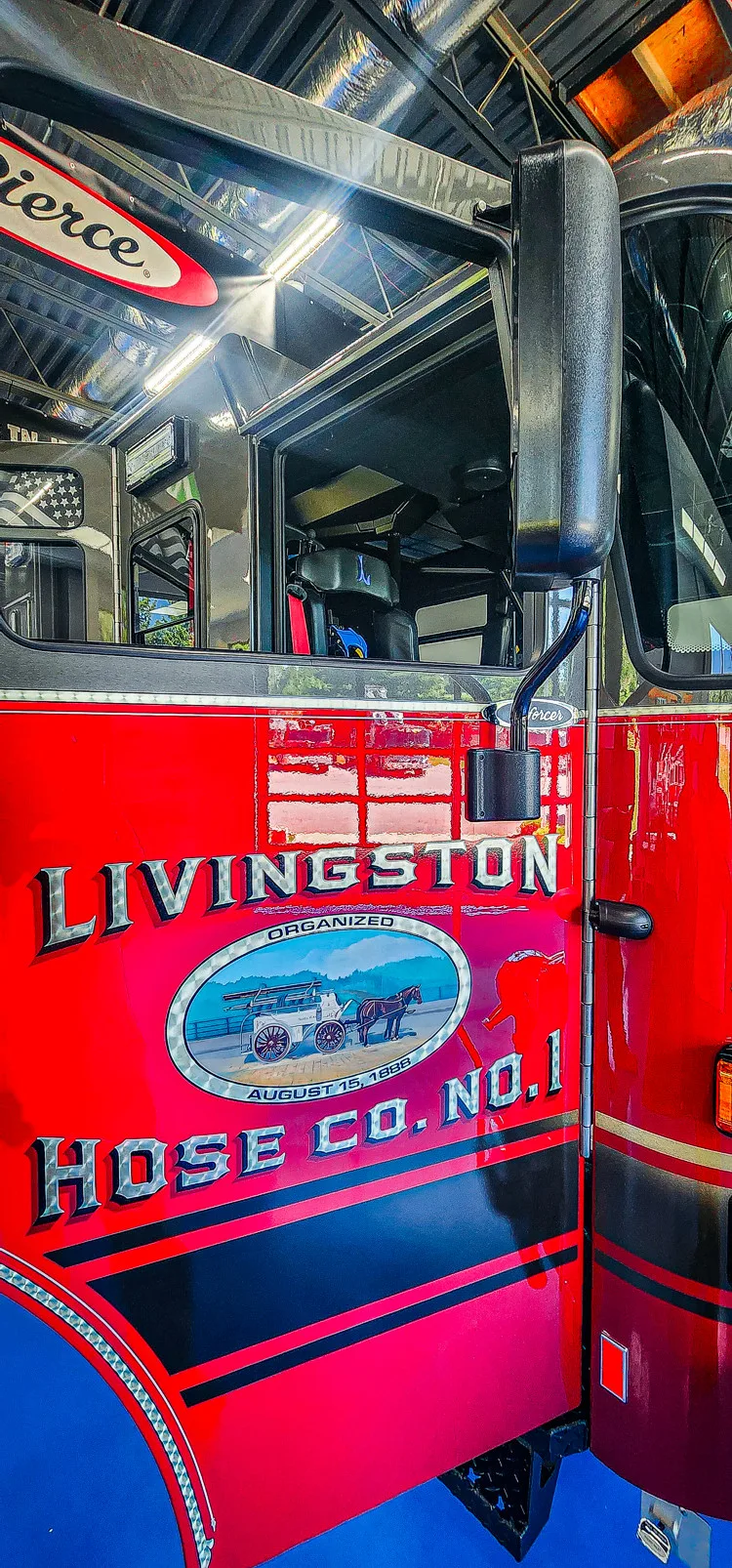 Pierce Enforcer Pumper exterior view, photo 44 of 45