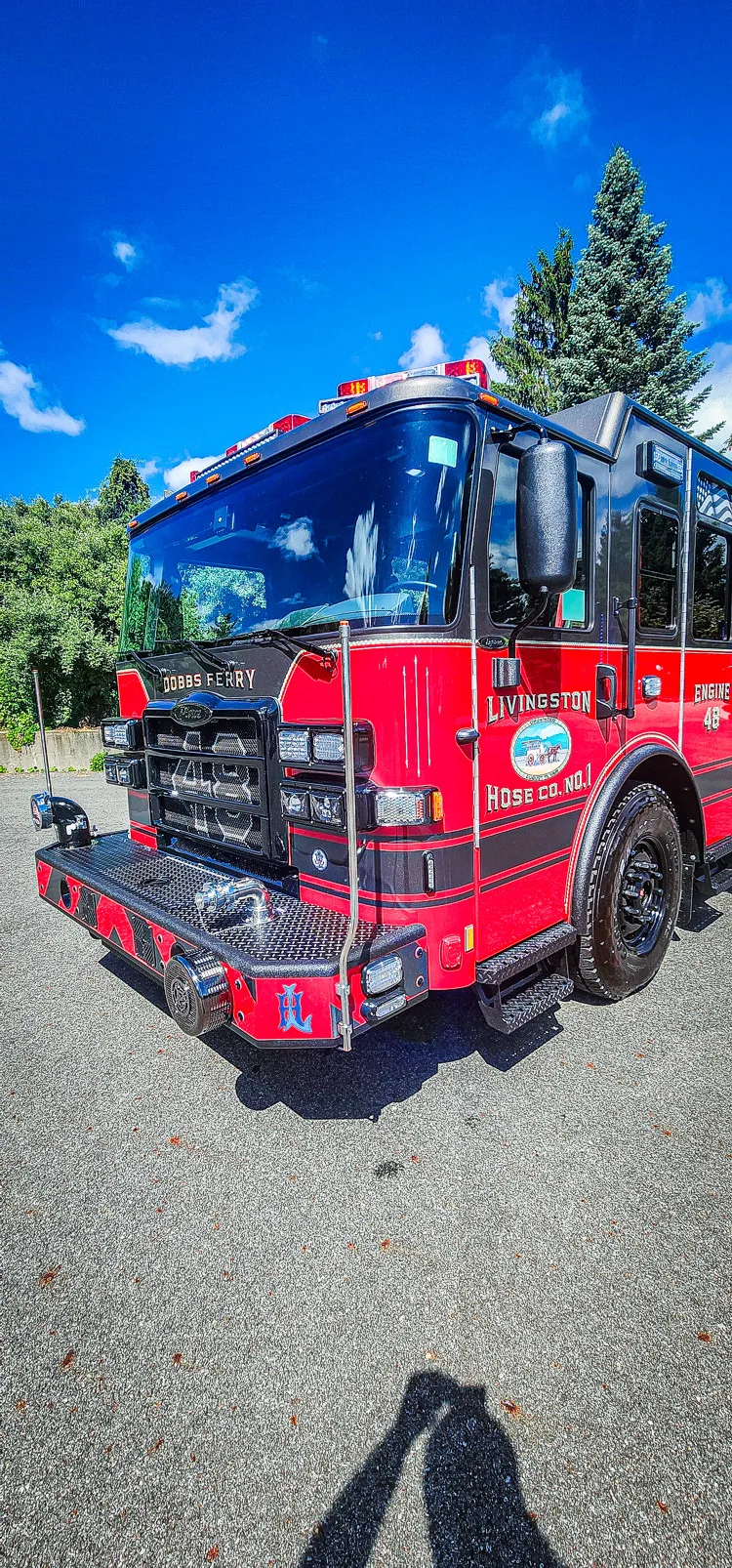 Pierce Enforcer Pumper exterior view, photo 7 of 45