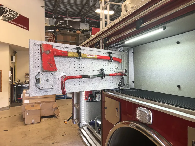 Pierce Impel Pumper exterior view, photo 21 of 30