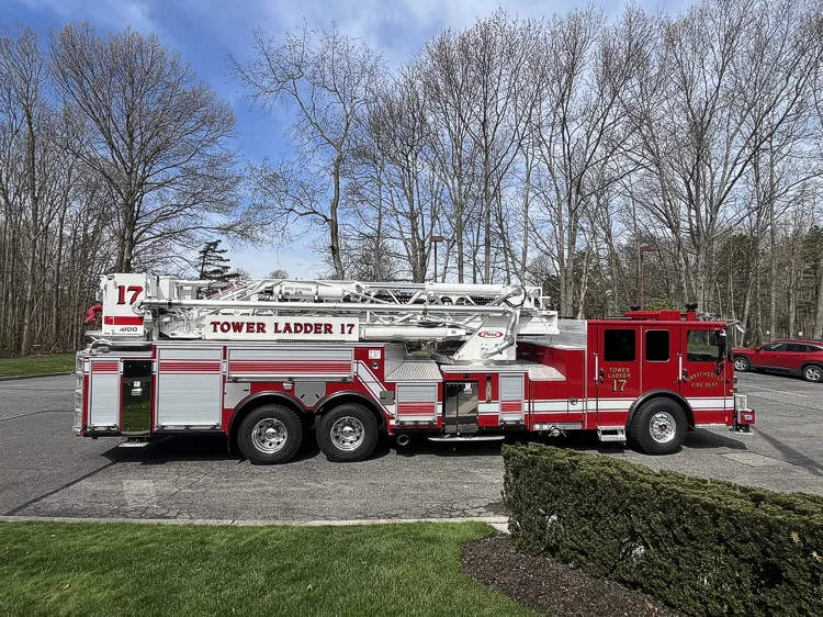 Pierce Enforcer Aerial exterior view, photo 5 of 29