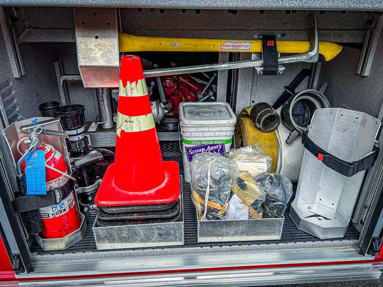 Pierce Enforcer Pumper exterior view, photo 14 of 29