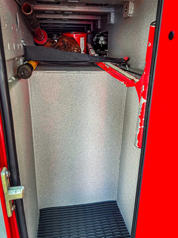 Pierce Enforcer Pumper exterior view, photo 25 of 29